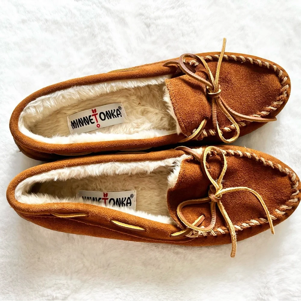 MINNETONKA FAUX FUR LINED MOCCASIN SIZE 10 COZY COMFY STYLISH_7